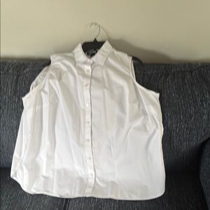 Lands' End White Sleeveless Button Down Blouse